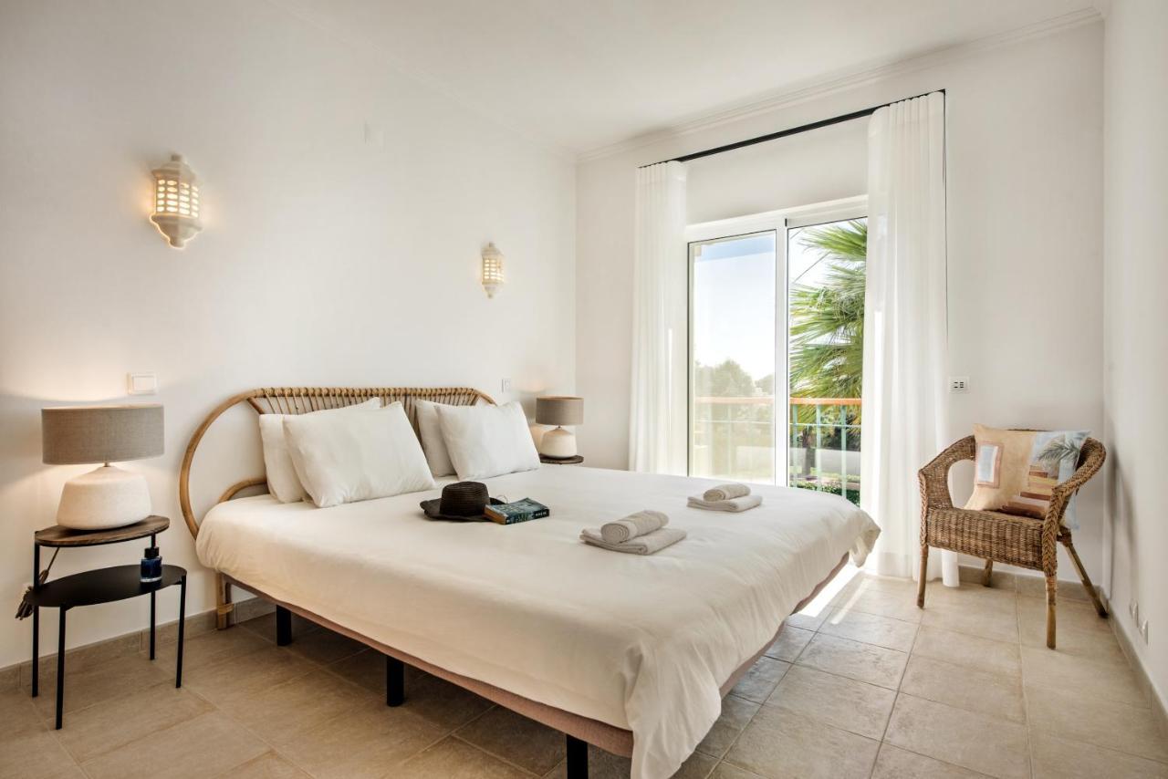 Modern And Spacious Two Bedroom Apartment การ์วอยโร ภายนอก รูปภาพ